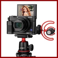 ถูกที่สุด!!! r017 Grip L-plate UURIG ต่อไมค์เดิน VLOG สำหรับกล้อง SONY RX100 VII ##กล้องถ่ายรูป ถ่ายภาพ ฟิล์ม อุปกรณ์กล้อง สายชาร์จ แท่นชาร์จ Camera Adapter Battery อะไหล่กล้อง เคส