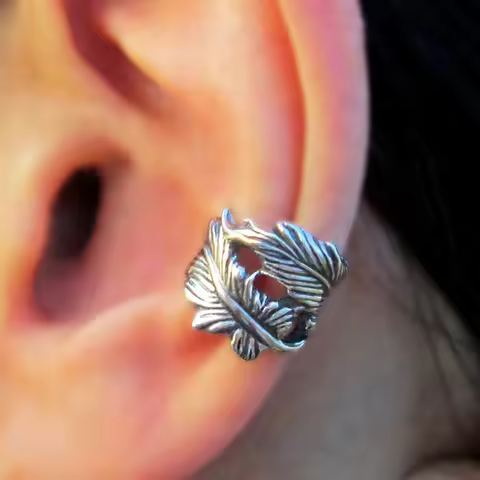 Huitan 2023 Trendy Women Ear Cuffs Earrings Fake Piercing Versatile Fashion Clip on Earrings Fancy G