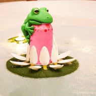 Fizzy Frog - Frog Can Cover, Frog Can Covers for Soda, Frog Can Topper & Lotus Leaf Pad, Frog Soda C
