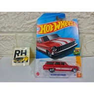 Hot Wheels Chevy Nova Wagon64