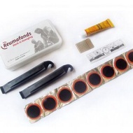 Bicycle tire repair tool, repair tool set, film pry bar