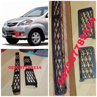 Grille bumper depan (list grille bumper) avanza Xenia 2006-2011 ori