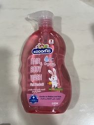 KODOMO Head to Toe Wash แชมพูสบู่เหลว โคโดโม Pink Hanabaki 400 มล.