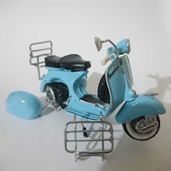 (Only Accessories Without Vespa) Additional accessories for Vespa Diecast