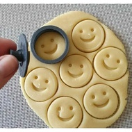 Smiley cookie cutter Smiley cookie cutter/