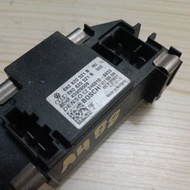 relay Audi VW A4 A5 Q5  8K0 820 521 B