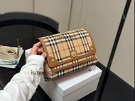 Burberry 巴寶莉手提斜挎郵差包