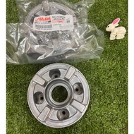 YAMAHA LC135 5S SPORCKET HUB 100% ORIGINAL YAMAHA HONG LEONG - 55C-F5366-00