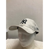 New Era 9Forty NY Yankees White Matt Camo Cap