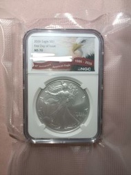 [ 正版 ] 美國 2026 鷹揚 99.9% 普制銀幣 1 盎司 ( NGC MS70, 首日發行配鷹標籤 ) ( 連透明真空袋 & 防潮珠 ) ( 連影印單 )