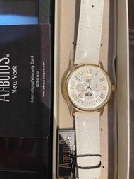 Arbutus watch