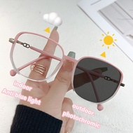 Photochromic Anti Radiation Korean Version Glasses For Women Men Anti-blue Square Flat Light Eyeglasses Frame Sun Shade Female Discoloration Transitional Sunglasses