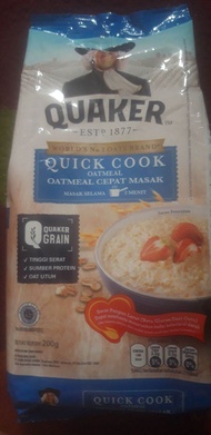 QUAKER OATMEAL
