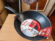 全新 Tefal 28cm 深炒鍋  易潔獲 煎pan made in France 法國製造