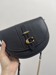 Coach 馬鞍包 黑色斜挎包