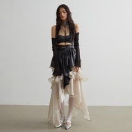 Jnylon กระโปรงครึ่งท่อนลายปลาทองสีนู้ดเงางามแบรนด์เนมดีไซน์เนอร์อินดี้