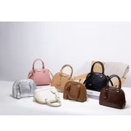 Aries Bag 2.0 by Jims Honey