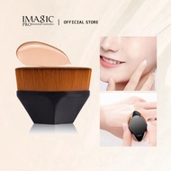 IMAGIC foundation brush with soft bristles for professional beauty