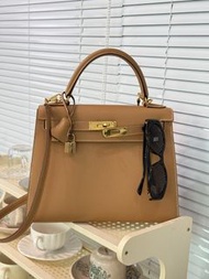 sold啦Hermes Kelly28自然色金扣