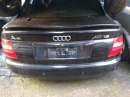 奧迪AUDI A4 B5 零件車報廢車拆賣電腦ABS後視鏡儀表板鋁圈方向盤尾燈大燈發電機壓縮機冷氣面板風扇保桿卡鉗