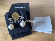Chanel studs earrings 香奈兒耳環耳釘 CC logo diamonte crystal pearl logo dangling classic style 鑲鑽閃石水晶珍珠經典款