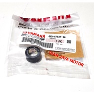 ROLLER ROLLER YAMAHA XEON 10 GRAM ORIGINAL YGP 44D-E37632-00 YAMAHAOriginal Genuine parts