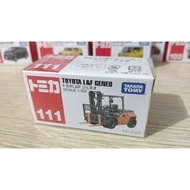 Toyota L&F Geneo Scale 1/62 Takara Tomy 111