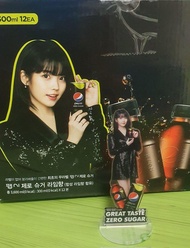 IU 代言 百事 膠立牌