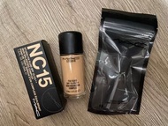 Mac 專業無瑕霧鏡粉底 NC15色