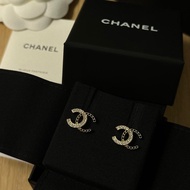 [全新 低於原價] CHANEL 經典mini logo耳環 淡金色