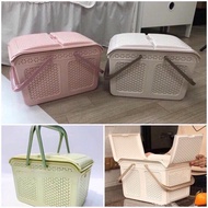 Vietnamese birthday lane to give birth