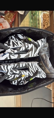 Burton step on雪板固定器