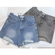 ** 32wardrobe-Cut Denim Shorts 3909p