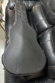 Vintage Taylor guitar hardcase