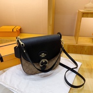 Coach Fashionable Classy Handbag Classic Casual Small Square Bag Simple All-Match One-Shoulder Portable Messenger Bag Size 22 * 22 * 8cmSY