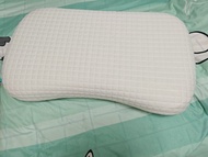 IKEA
KLUBBSPORRE人體工學涼感枕頭 (適合側睡/仰睡）