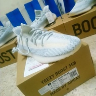 Yezzy boost 360 v2 Cloud White