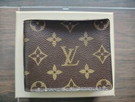 LV經典Monogram花銀包