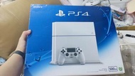 現貨 自售 原廠盒裝 白色 PS4 CUH-1207B 500GB  加手把架 二片遊戲 淡水可自取