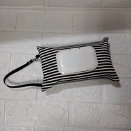 Tissue pouch/ wet dry tissue holder wet tissue pouch