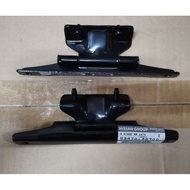 *ORIGINAL NISSAN D22 FRONTIER REAR BOOT BONNET HINGE/ BELAKANG BONET HINGE LH/ RH 93470-2S700