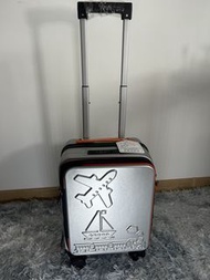 New： 18 吋精緻款前開蓋行李箱； 18 inch  front open luggage