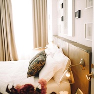 โรงแรม Bazaar Inn Hotel - ติรานา