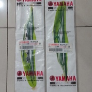 HIJAU GRAPHIC 1 & 2 (UR L & R GREEN M6 2010) 28D5 / FRONT PANEL STICKER RIGHT LEFT - MIO SMILE METAL