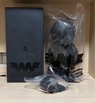 2013年WAF開幕限量黑魂版16吋玩偶 4a like black 葛民輝 WNP 張震嶽 Fingercroxx 三方聯名黑魂版玩偶 fgxx worknplay