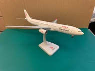 港龍航空 A330光榮引退 1:200 飛機模型