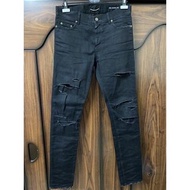 （特價出清）Saint Laurent destroyed jeans 刀割破壞褲