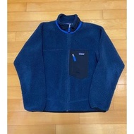[YCH] &lt;二手&gt; PATAGONIA M's Classic Retro-X Jkt L號 毛絨 搖粒絨深藍經典外套