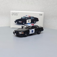 596 1: 64 Ford Crown Victoria-California Oakland Police Car Alloy Car Model