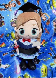 預訂要等 加急加錢 文盲唔歡迎🔥冰雪奇緣畢業公仔 冰雪奇緣安娜畢業公仔 冰雪奇緣anna畢業公仔 ✅包公仔、畢業套裝連繡字 🌟 frozen anna elsa graduation plush do